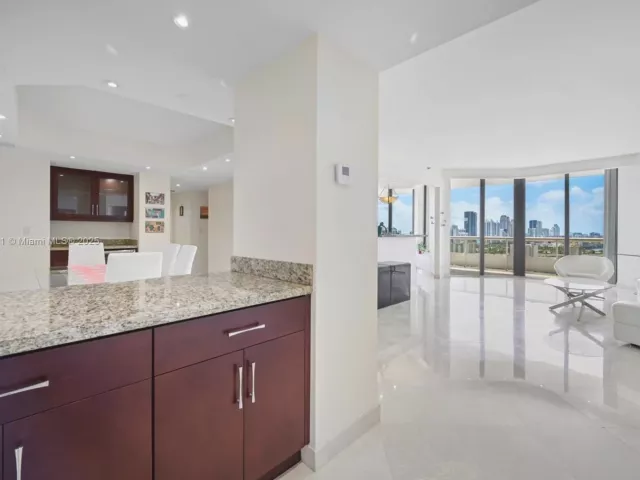 Apartment for rent  Unit #TS8 - photo 6540841