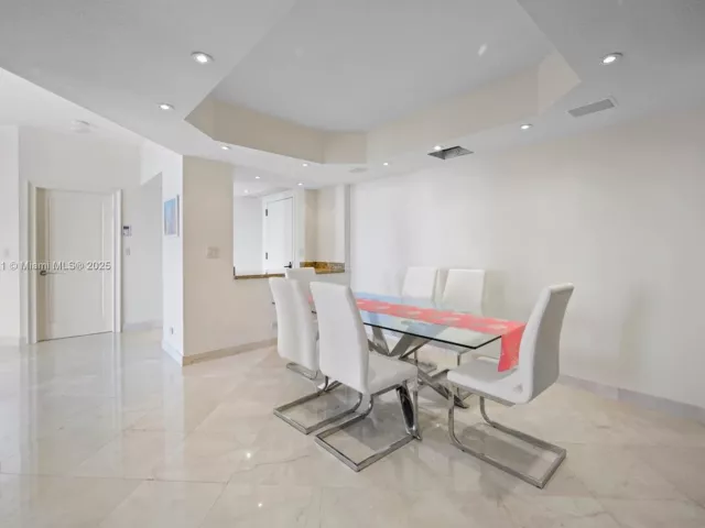 Apartment for rent  Unit #TS8 - photo 6540843