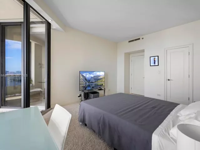 Apartment for rent  Unit #TS8 - photo 6540830