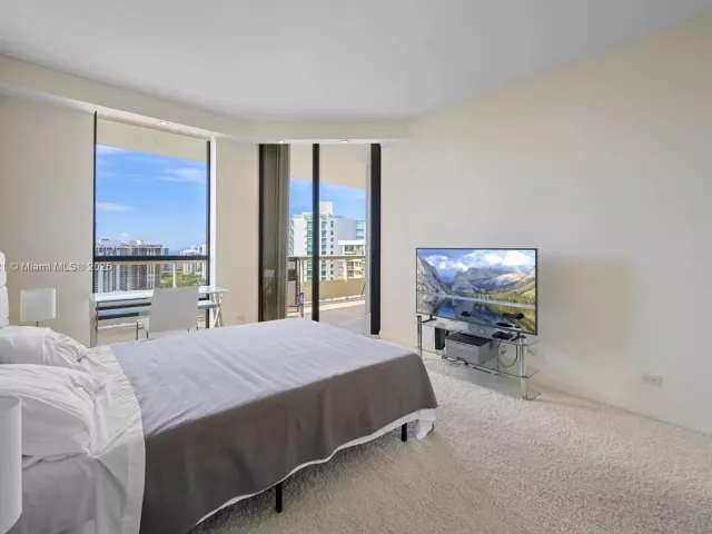 Apartment for rent  Unit #TS8 - photo 6540831