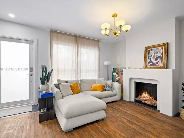 2-bedroom home for sale in Miami Beach - 642 86th St - MondialRealty