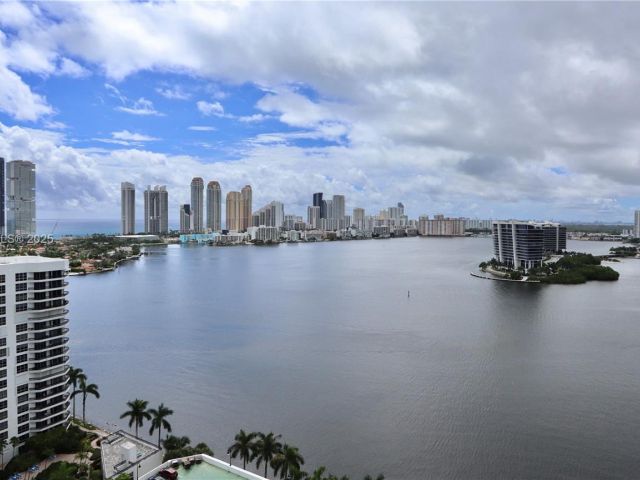 Apartment for rent  Unit #2510 - photo 6543822