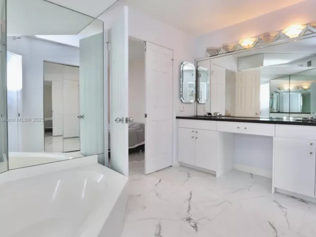 2-bedroom condo for rent in Aventura - 3530 Mystic Pointe Dr 2510 - MondialRealty