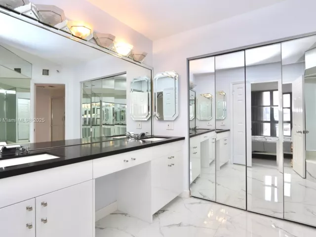 2-bedroom condo for rent in Aventura - 3530 Mystic Pointe Dr 2510 - MondialRealty