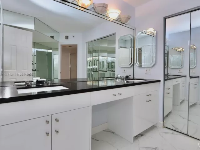 2-bedroom condo for rent in Aventura - 3530 Mystic Pointe Dr 2510 - MondialRealty