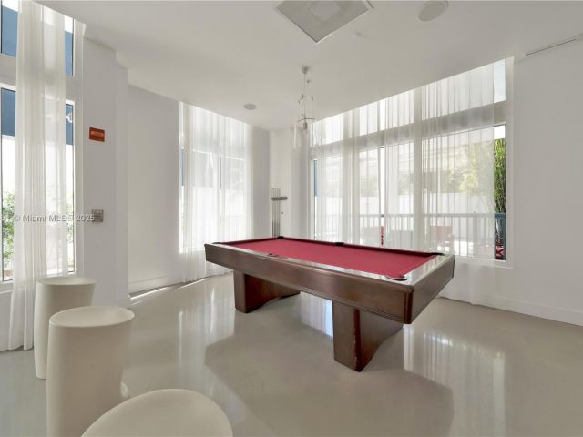 2-bedroom condo for sale in Miami - 234 NE 3rd St 601 - MondialRealty