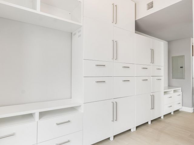 Apartment for sale  Unit #1102 - photo 6836308