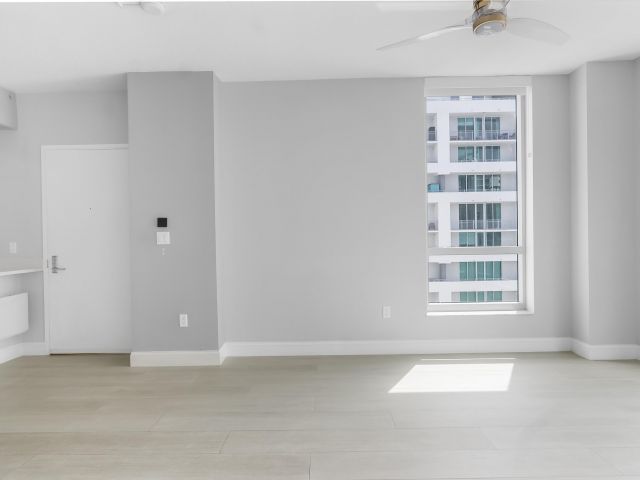 Apartment for sale  Unit #1102 - photo 6836324