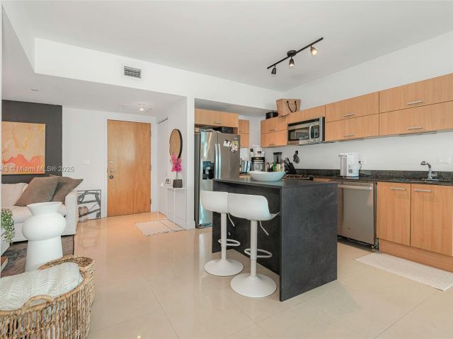 Apartment for sale  Unit #3508 - photo 7441589