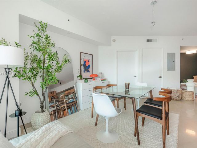 Apartment for sale  Unit #3508 - photo 7441591