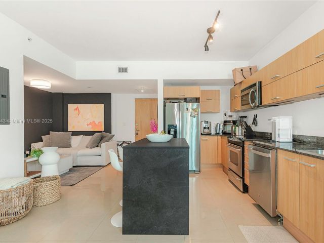 Apartment for sale  Unit #3508 - photo 7441593