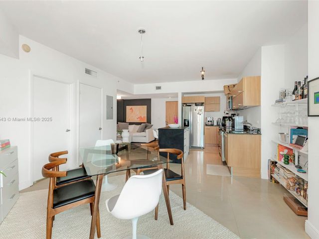 Apartment for sale  Unit #3508 - photo 7441598