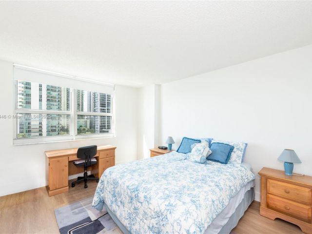 Apartment for sale  Unit #609 - photo 6549337