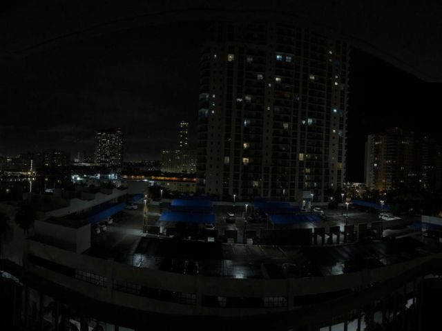 1-bedroom condo for sale in Hallandale Beach - 1965 S Ocean Dr 7D - MondialRealty