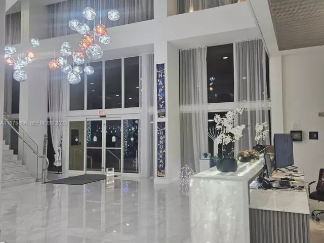 2-bedroom condo for sale in Aventura - 18800 NE 29th Ave 609 - MondialRealty