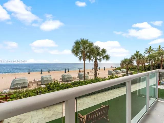 3-bedroom condo for sale in Fort Lauderdale - 3550 Galt Ocean Dr 111 - MondialRealty