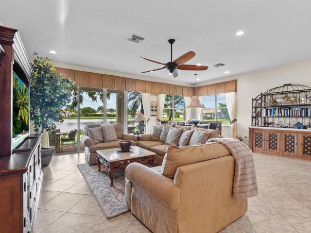 Home for sale at 9513 Isles Cay Drive - photo 6548225
