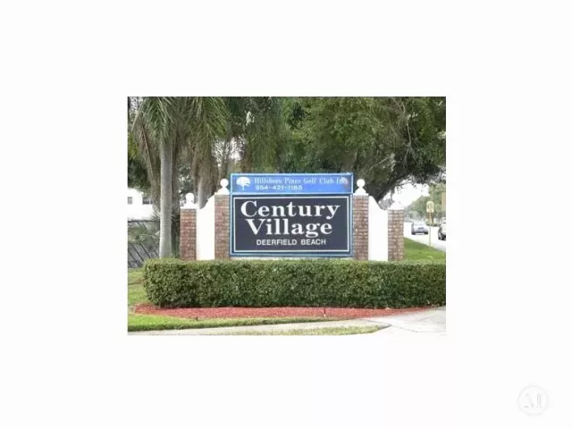 4-bedroom condo for sale in Miami Beach - 4701 N Meridian Ave 512 - MondialRealty