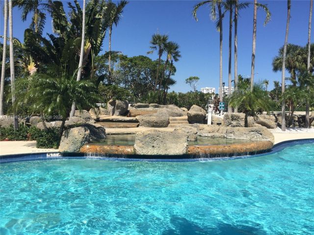 Apartment for sale  Unit #LP10 - photo 7430720