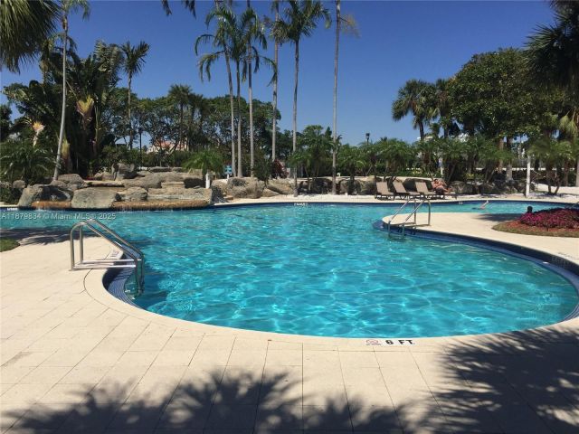 Apartment for sale  Unit #LP10 - photo 7430721