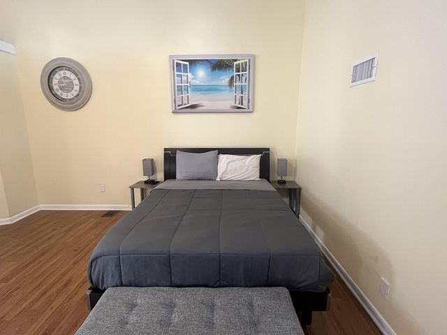 Home for rent at 2417 Sundy Avenue - photo 6547780