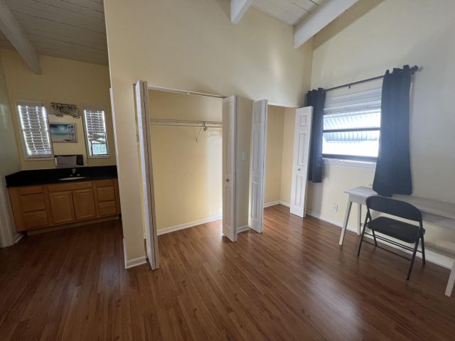 Home for rent at 2417 Sundy Avenue - photo 6547783