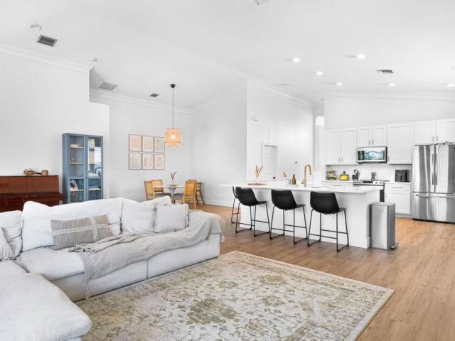 Home for rent at 2887 N Bight - photo 6547450