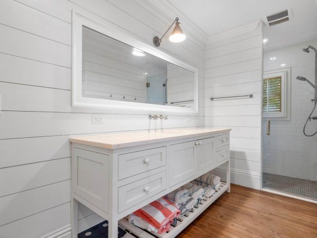 Home for rent at 918 NE 5th Street - photo 6547114