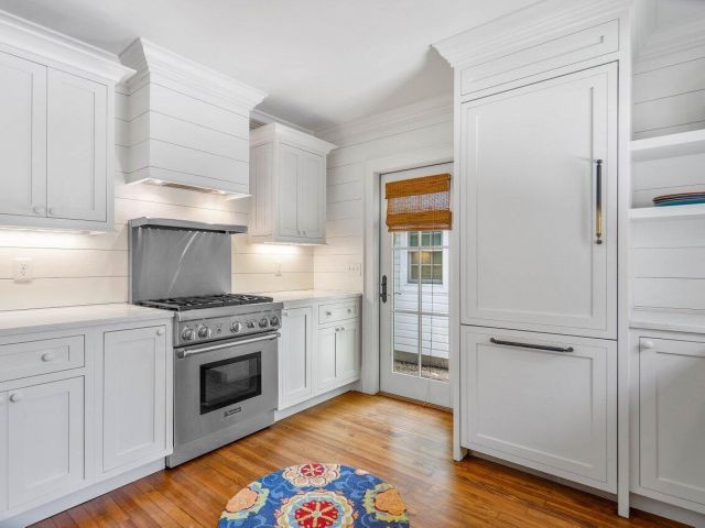 Home for rent at 918 NE 5th Street - photo 6547118