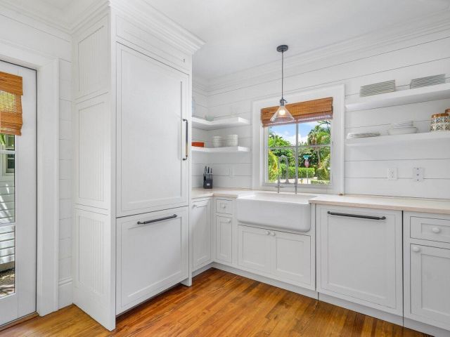 Home for rent at 918 NE 5th Street - photo 6547121