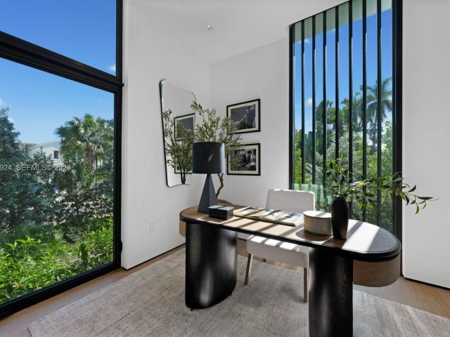 Home for sale at 291 Palm Ave - photo 6585748