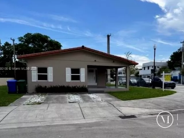 3-bedroom home for rent in Miami - 200 NE 44th St 0 - MondialRealty
