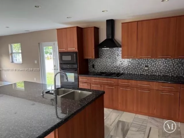 3-bedroom home for rent in Miami - 200 NE 44th St 0 - MondialRealty