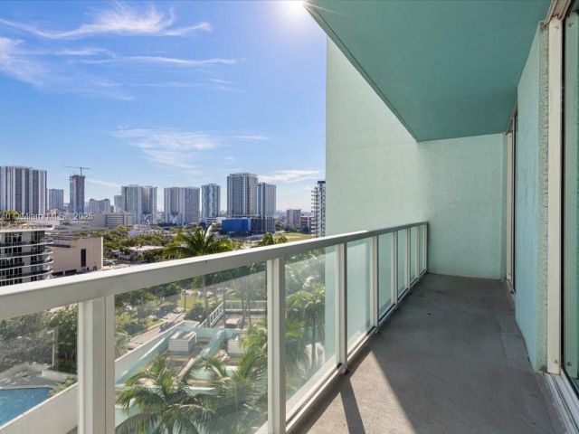 Apartment for sale  Unit #1509 - photo 7447979