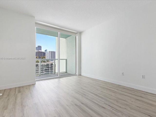 Apartment for sale  Unit #1509 - photo 7447996