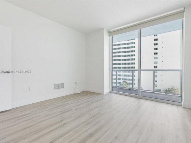 Apartment for sale  Unit #1509 - photo 7447997