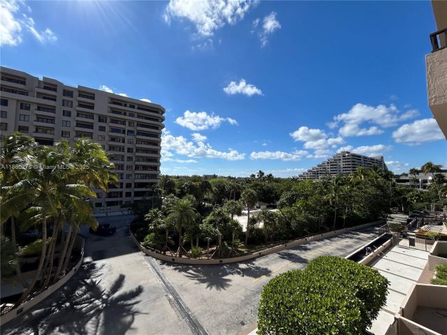 Apartment for rent  Unit #424 - photo 6554789