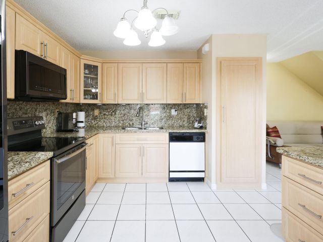 Home for sale at 13741 SW 160th Terrace - photo 6818678