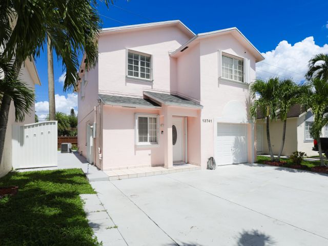 Home for sale at 13741 SW 160th Terrace - photo 6818686