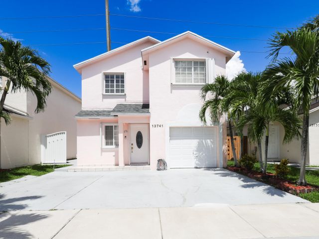 Home for sale at 13741 SW 160th Terrace - photo 6818688