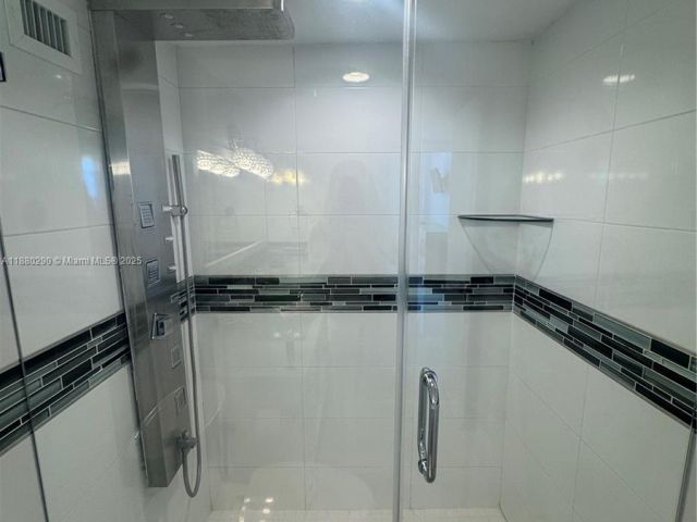 Apartment for rent  Unit #514 - photo 6550833