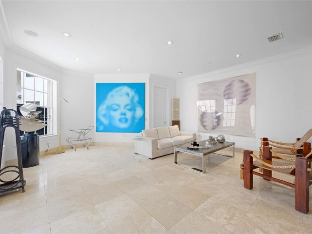 Home for rent at 19460 39th Ct 19460 - photo 6551386