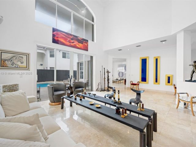 Home for rent at 19460 39th Ct 19460 - photo 6551388