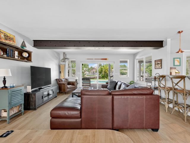 Home for rent at 1101 SE 9th Terrace - photo 6551721