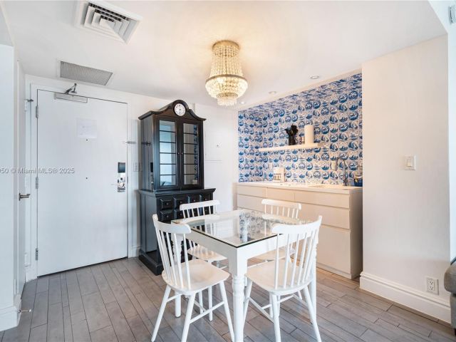 Apartment for sale  Unit # - photo 7449637