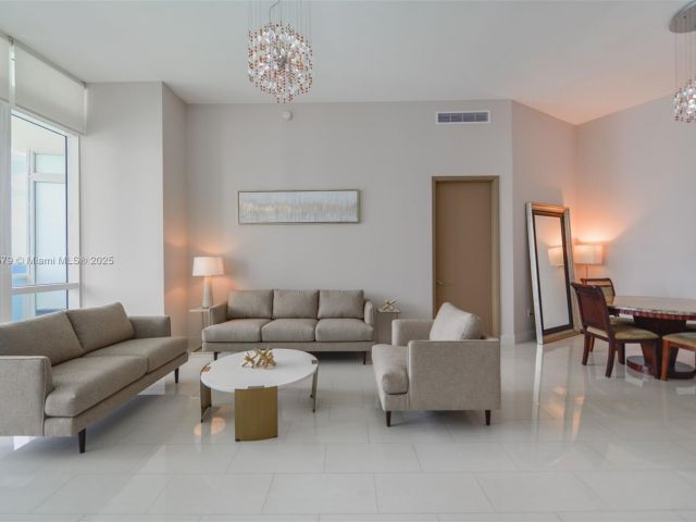 Apartment for rent  Unit #4203 - photo 6552969