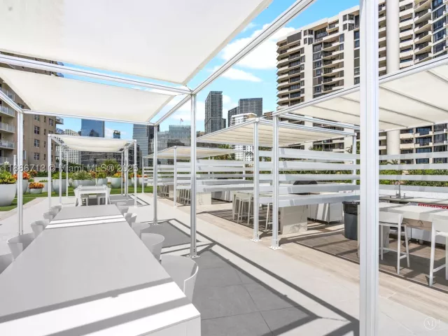 2-bedroom condo for sale in Miami - 770 Claughton Island Dr 701 - MondialRealty