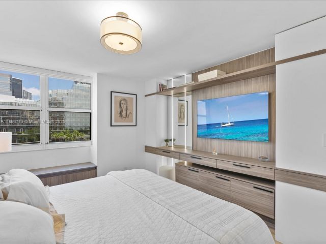 Apartment for sale  Unit #701 - photo 6556965