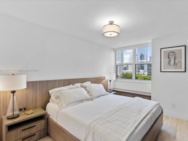 Apartment for sale  Unit #701 - photo 6556966