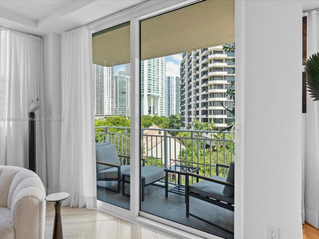 Apartment for sale  Unit #701 - photo 6556967